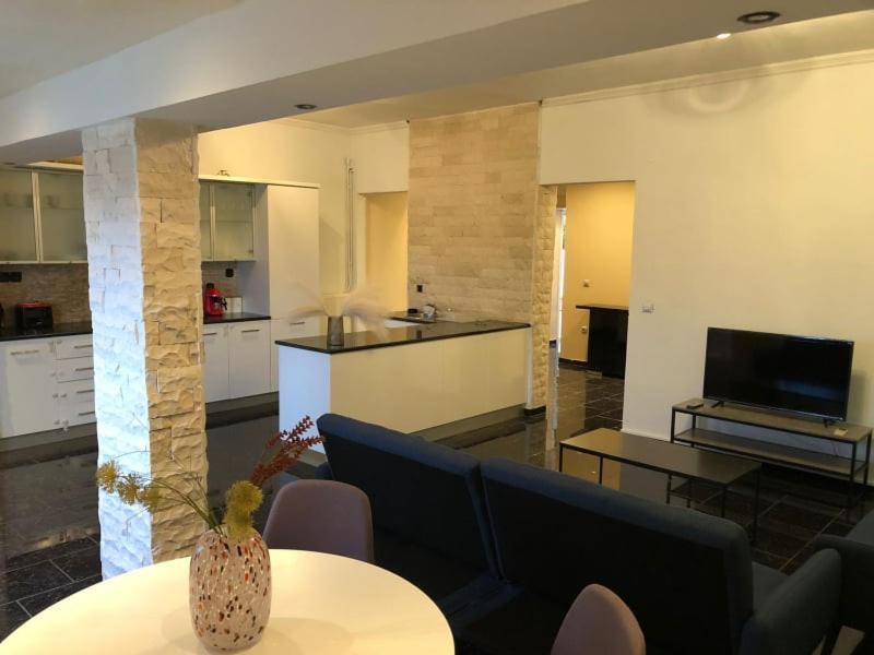 Luxury Apartments Christos Γουβιά Εξωτερικό φωτογραφία
